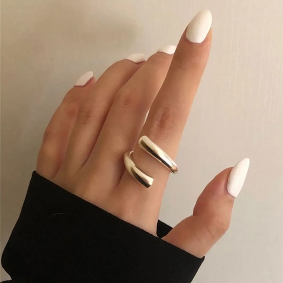 Jewelry - 925 Sterling Silver Retro Minimalist Hollow Ring
